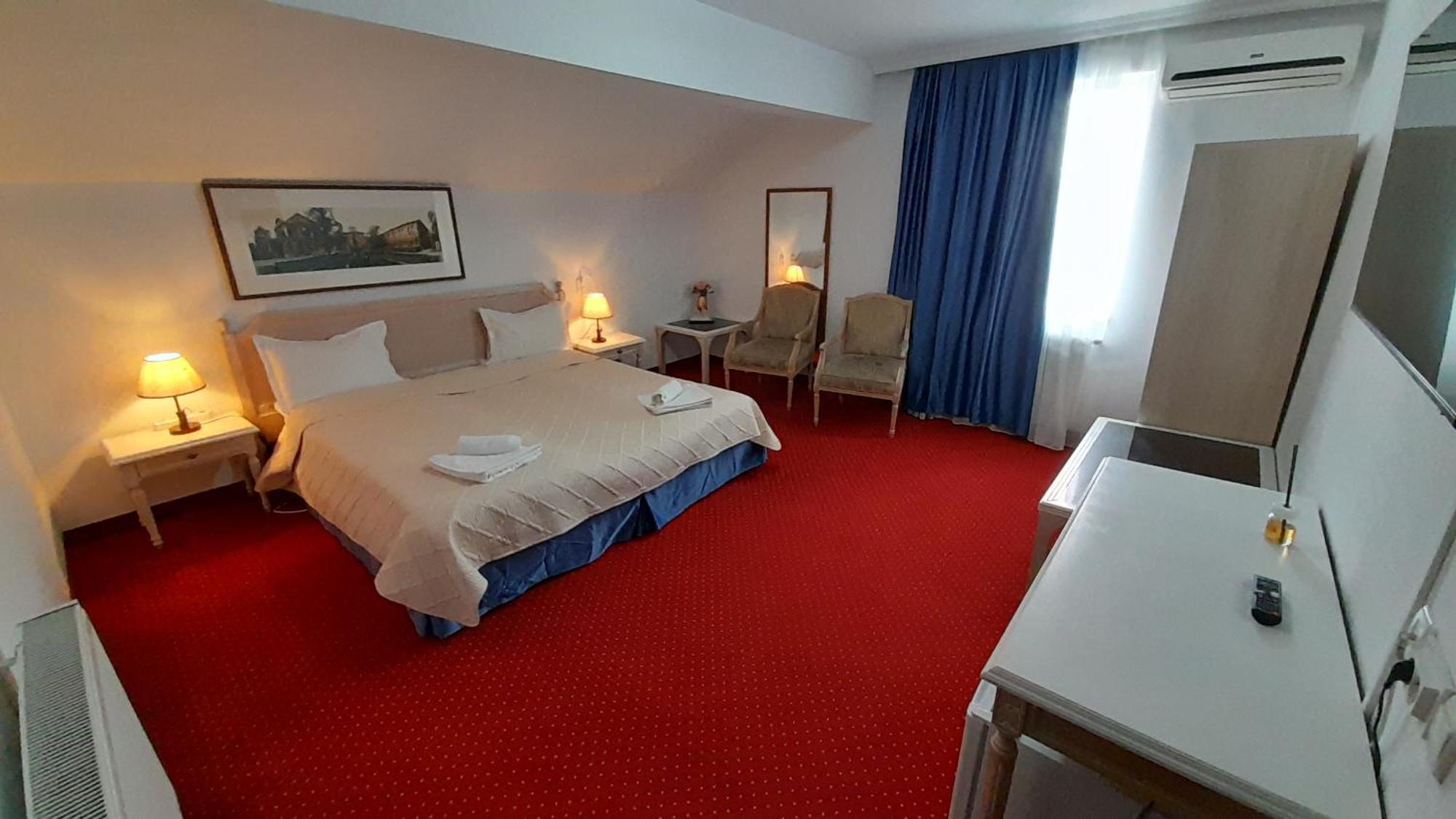 Visconti Militari Hotel